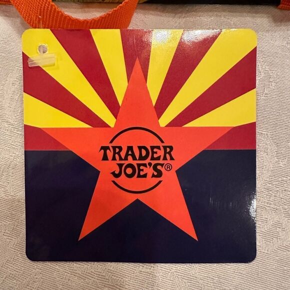 Trader Joe’s Plastic Reusable Shopping Tote Bag 6 Gallon Arizona Collectible - Picture 10 of 11